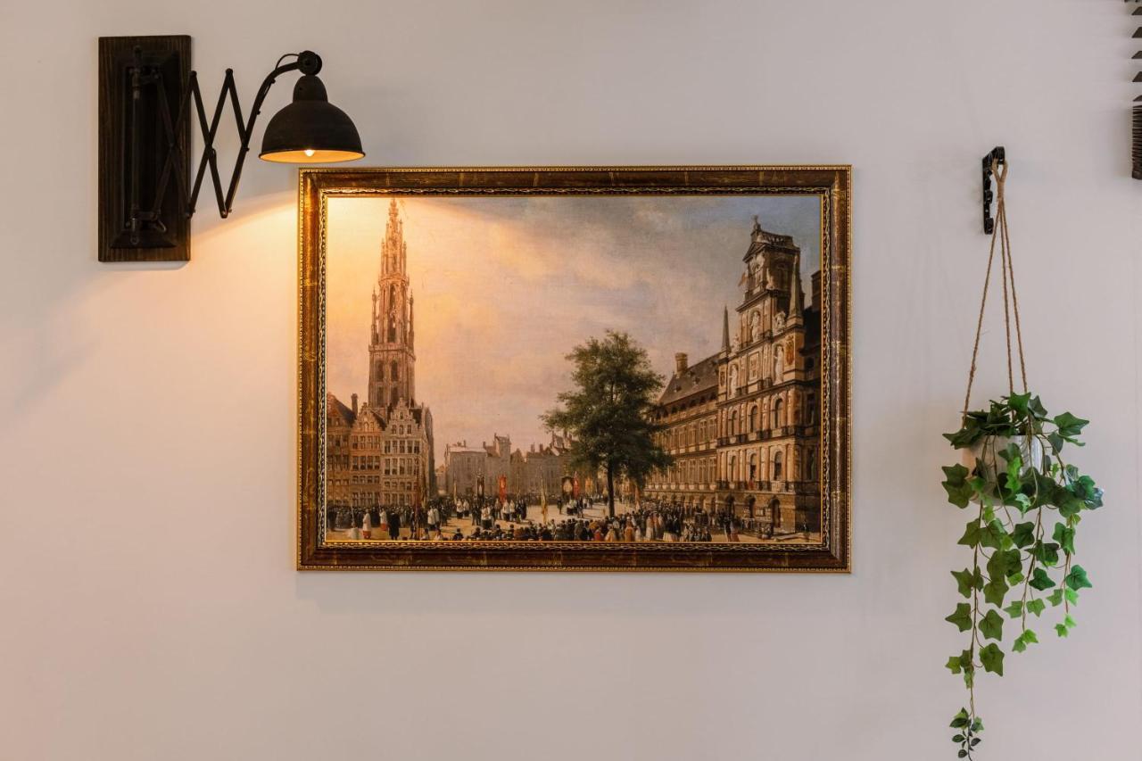 Authentic Apartment In The Heart Of Anvers Dış mekan fotoğraf